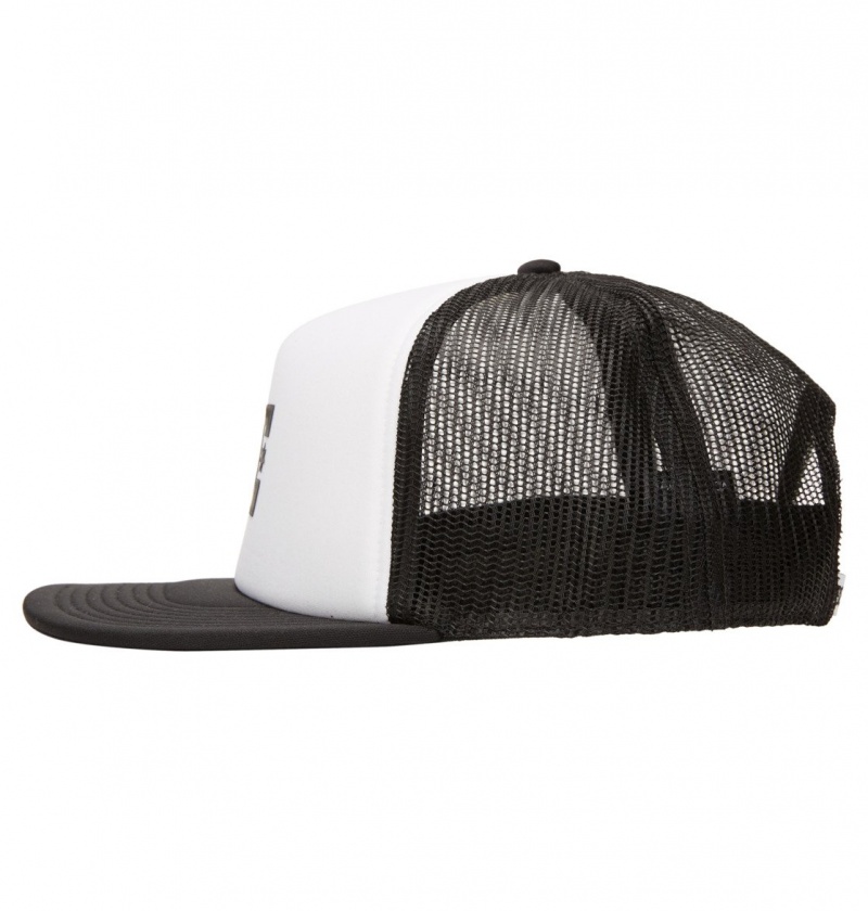 White / Black DC Shoes Gas Station - Trucker Cap | 521LEUNHW